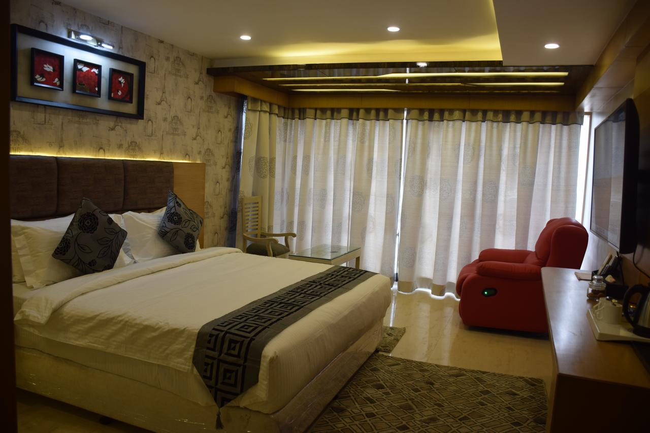 Golden Tree Hotel Puri Exterior photo
